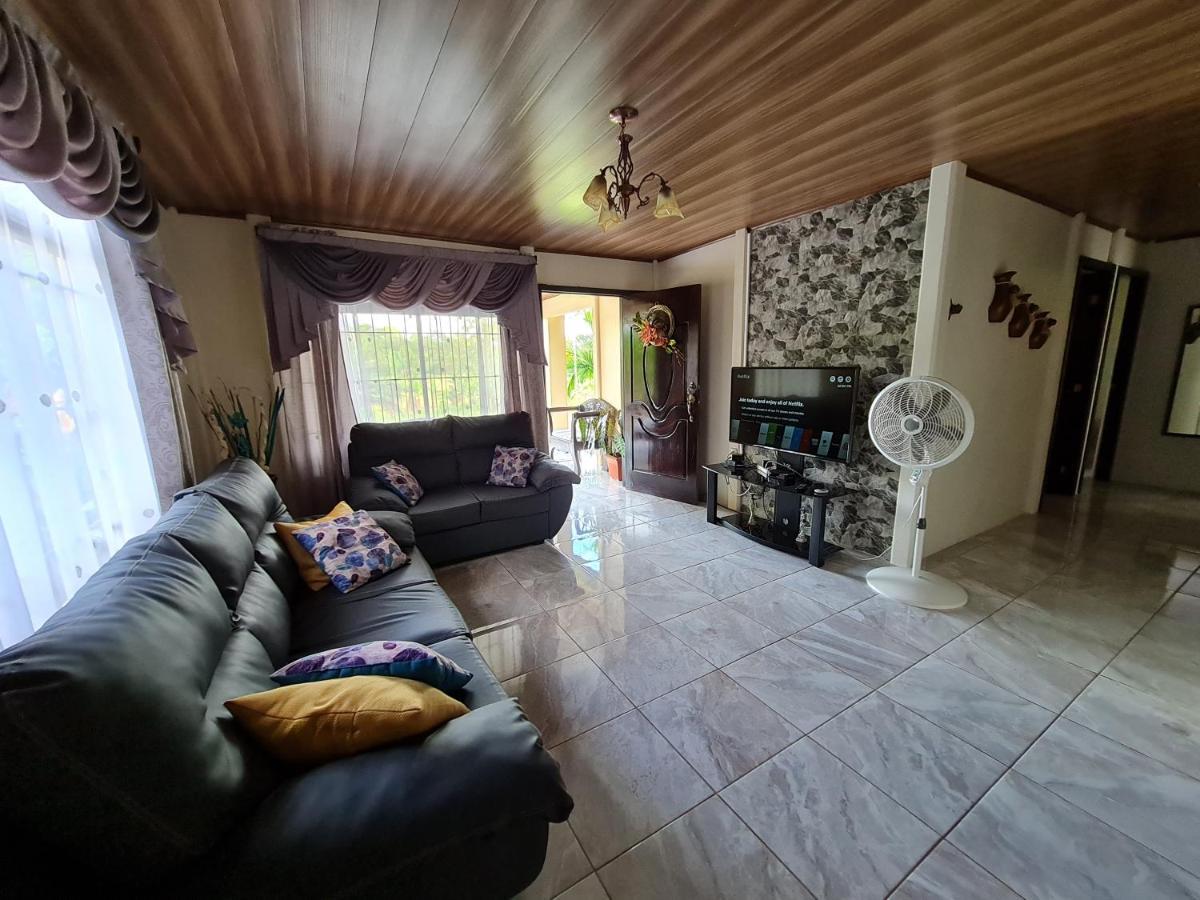 Casa Arboleda-Full House By The River And Forest And Gardens San Francisco  外观 照片